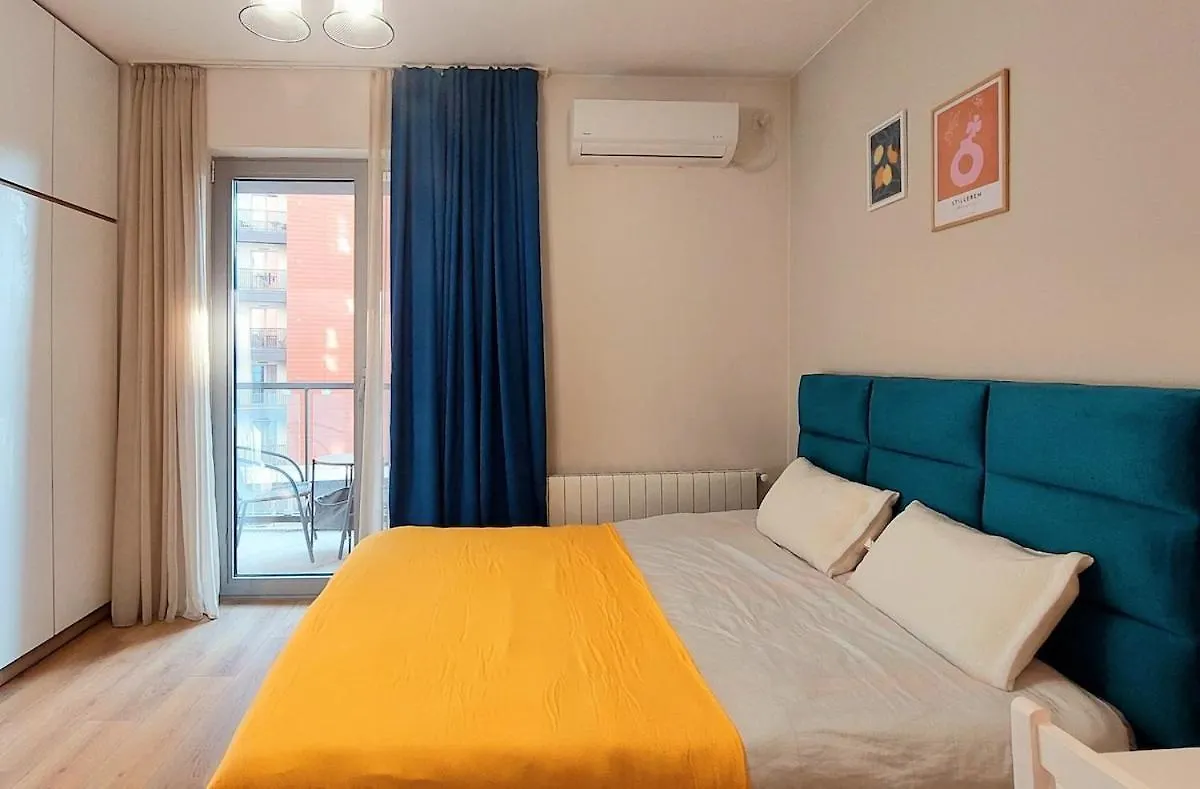 Lägenhet Modern Cozy Studio Apt In M3 Saburtalo Tbilisi