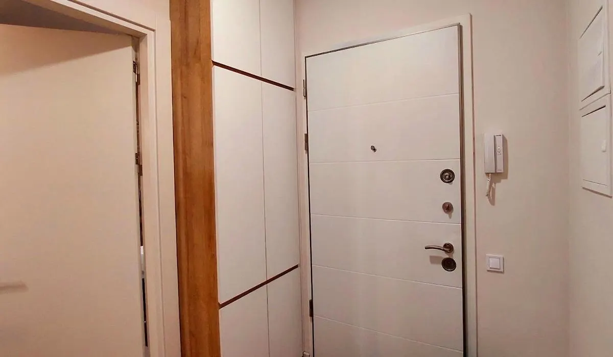 Lägenhet Modern Cozy Studio Apt In M3 Saburtalo Tbilisi
